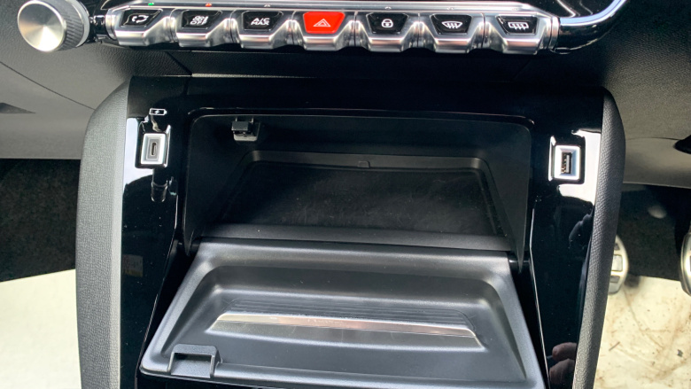 Peugeot 208 1.2 PureTech 100 GT Premium 5dr Petrol Hatchback